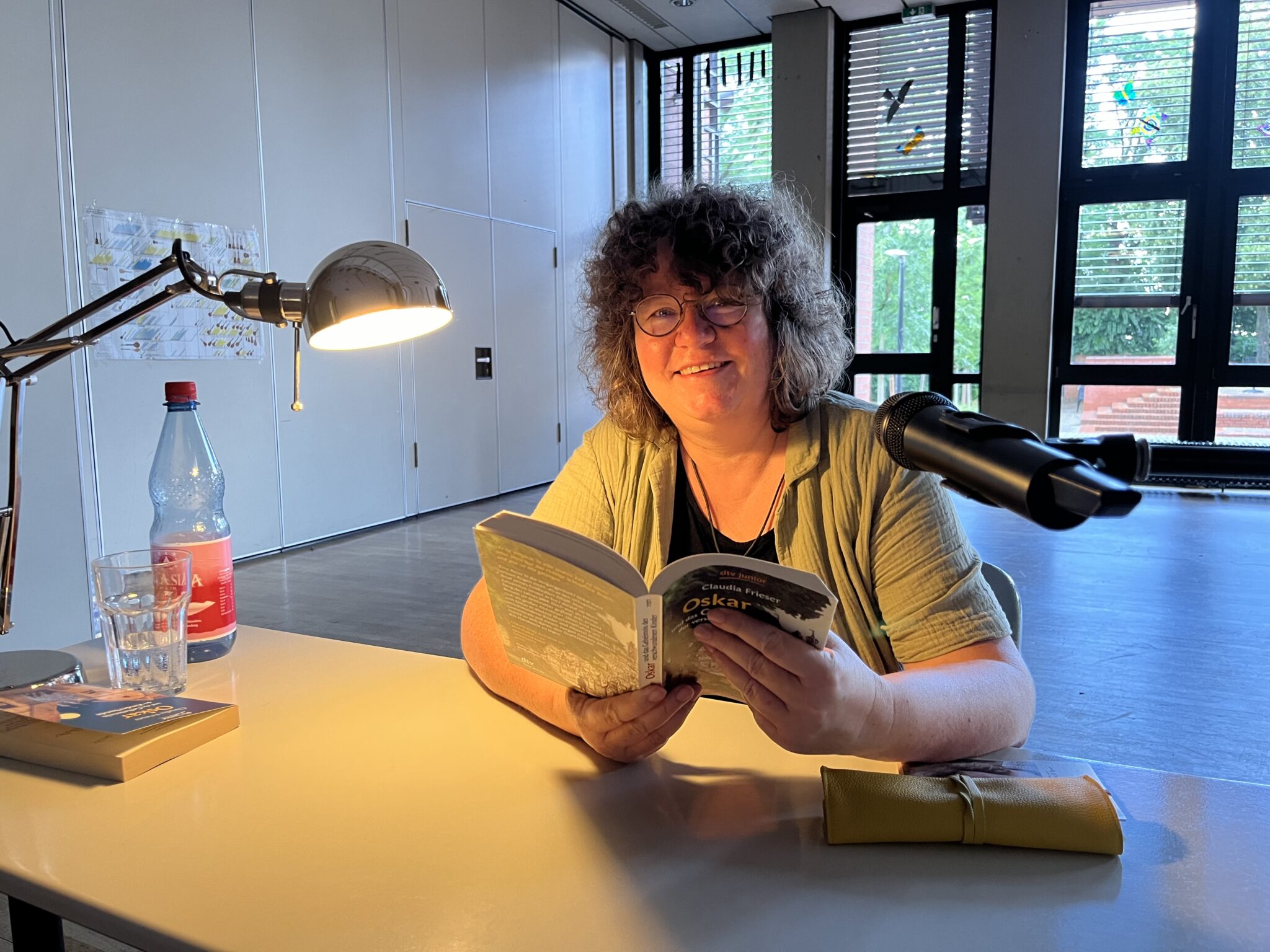 Deutsch Lesung mit der Autorin Claudia Frieser EmmyNoether